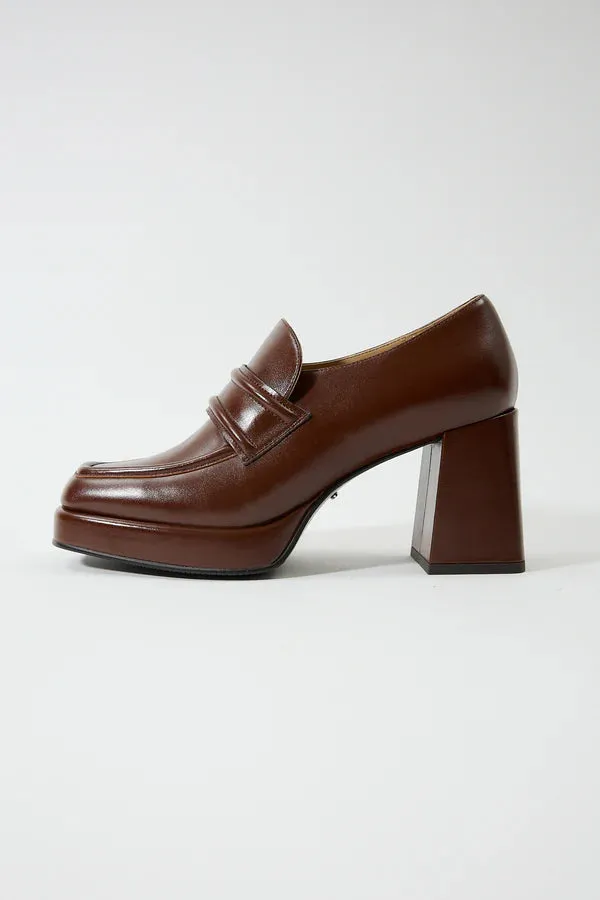Beryl Wine   Efimia Brown