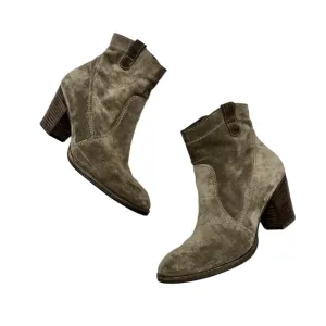 Boots Ankle Heels By Paul Green In Taupe, Size: 9