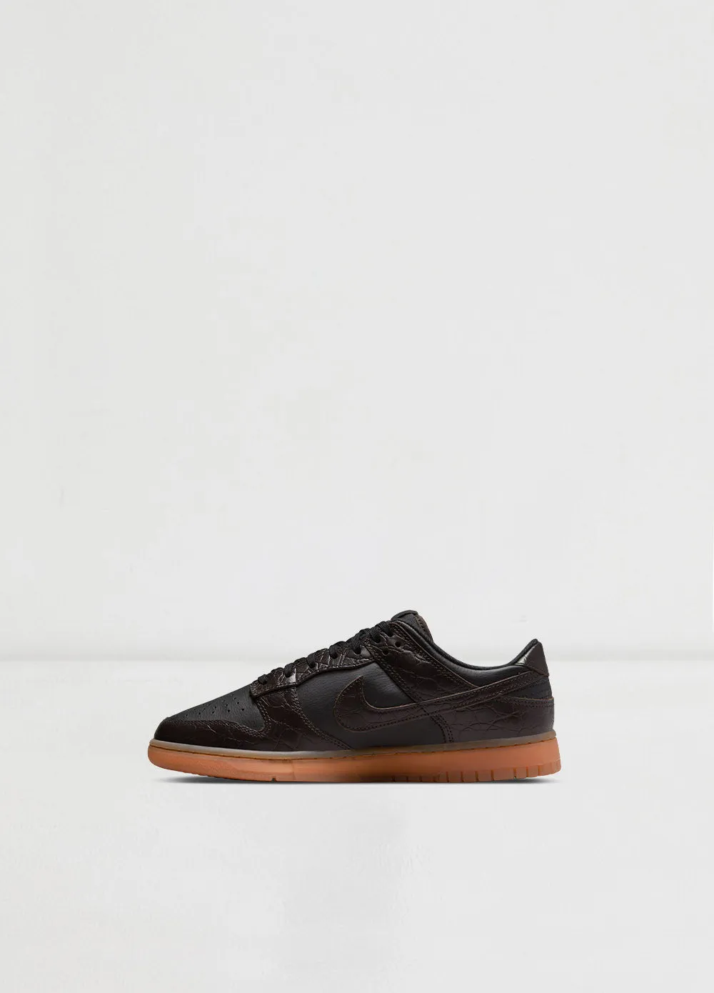 Dunk Low SE 'Velvet Brown' Sneakers