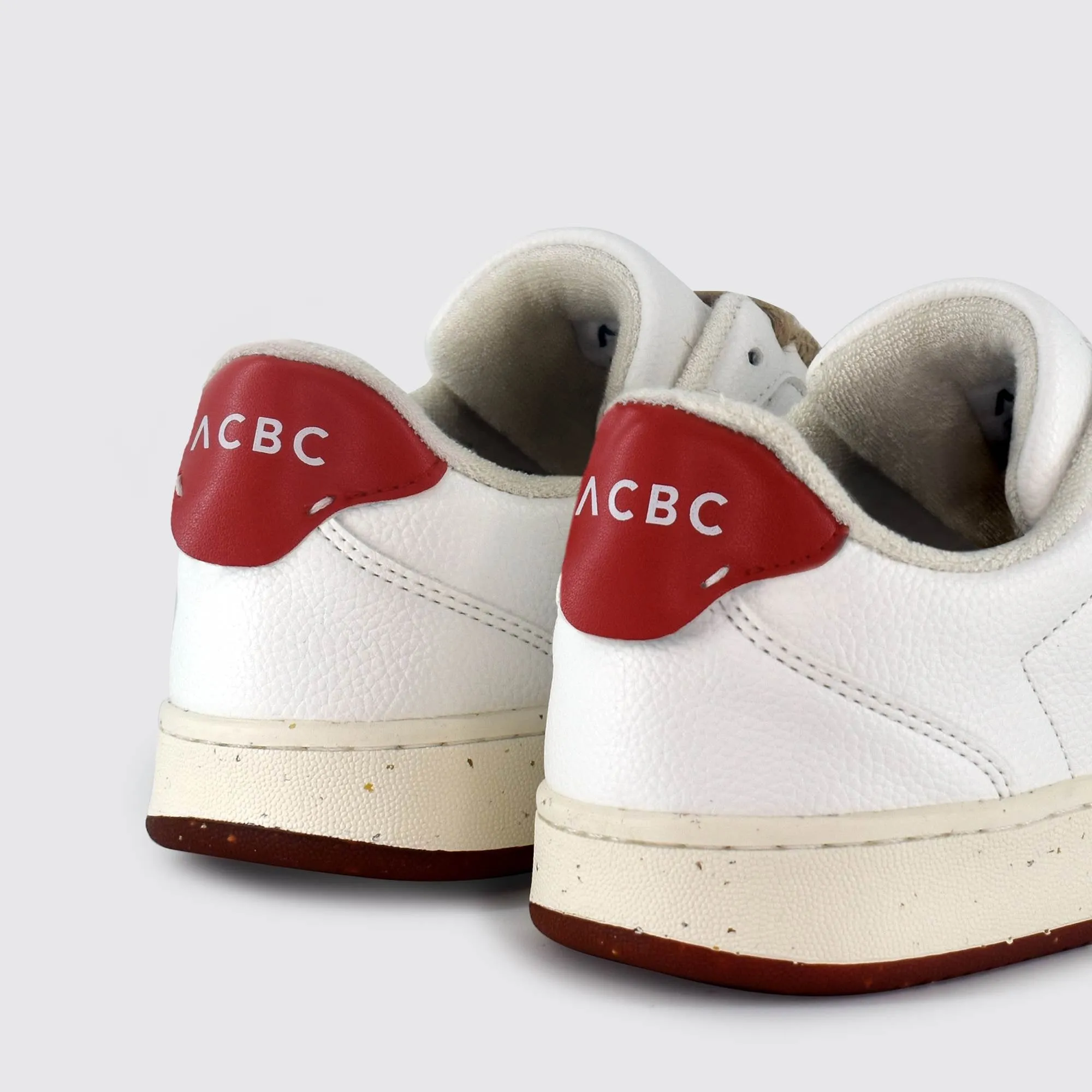 Evergreen Embossed White Red