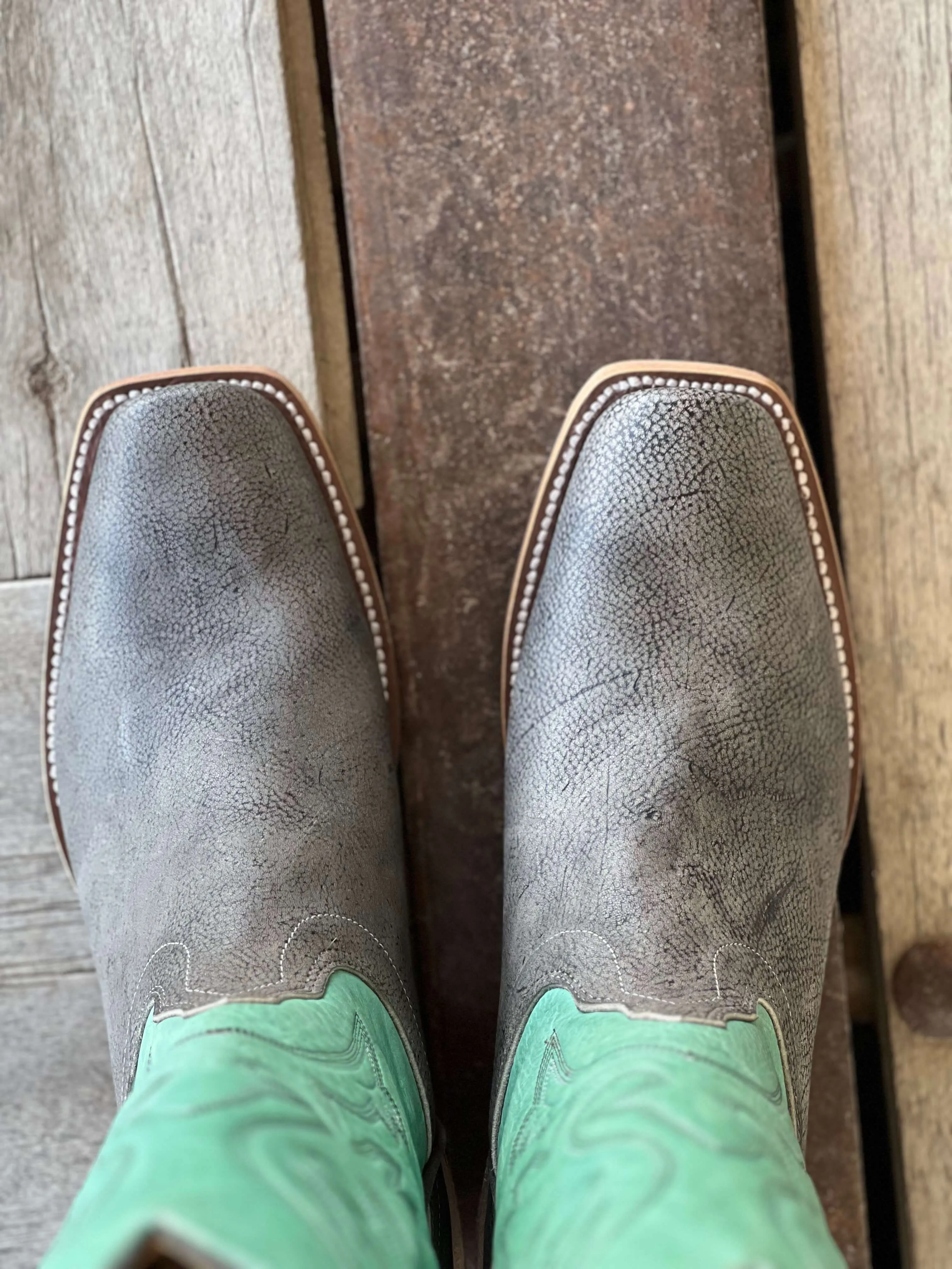 Olathe Boot Co.  | Slate Safari Giraffe Boot