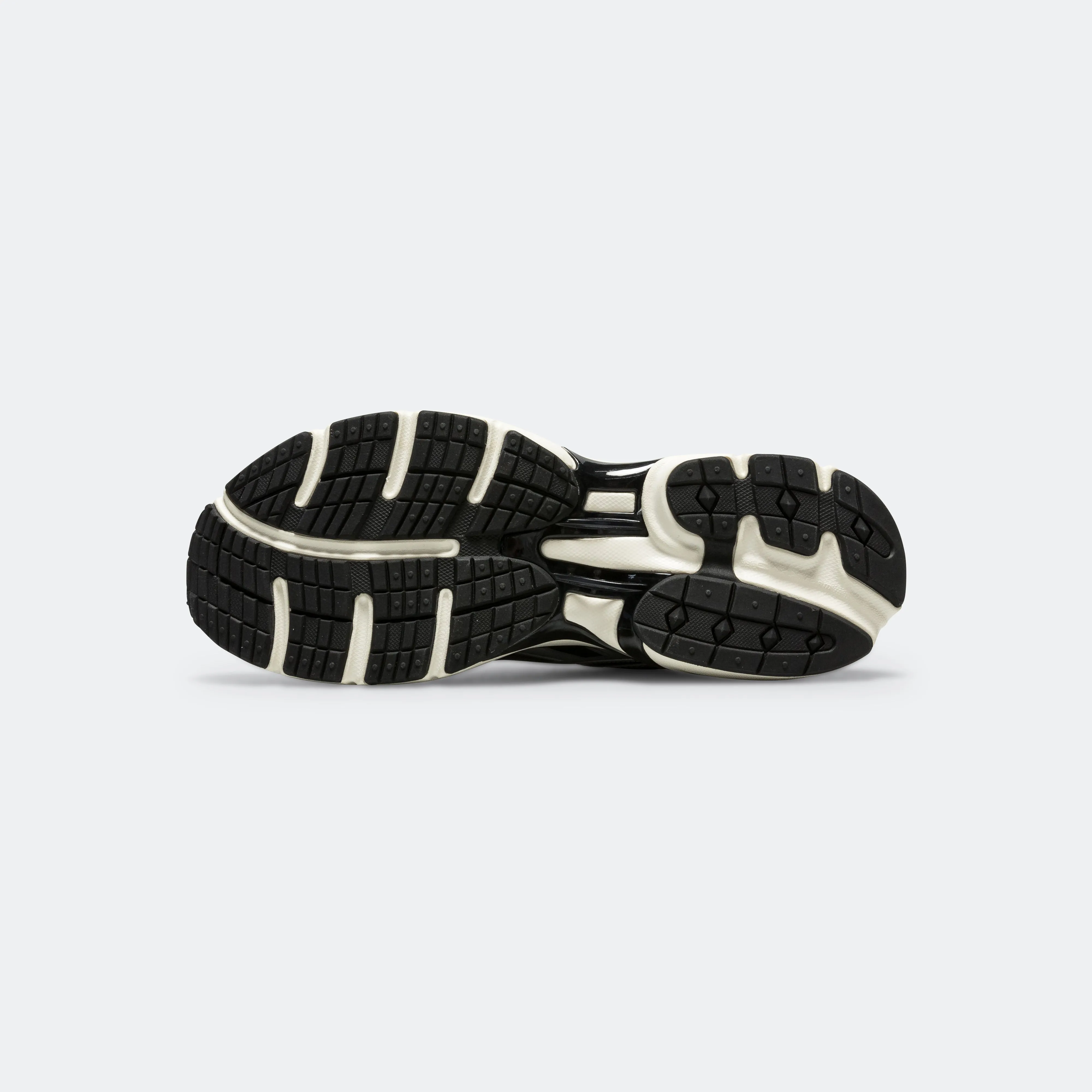 Premier Road Plus VI - Silver Metallic/White/Black