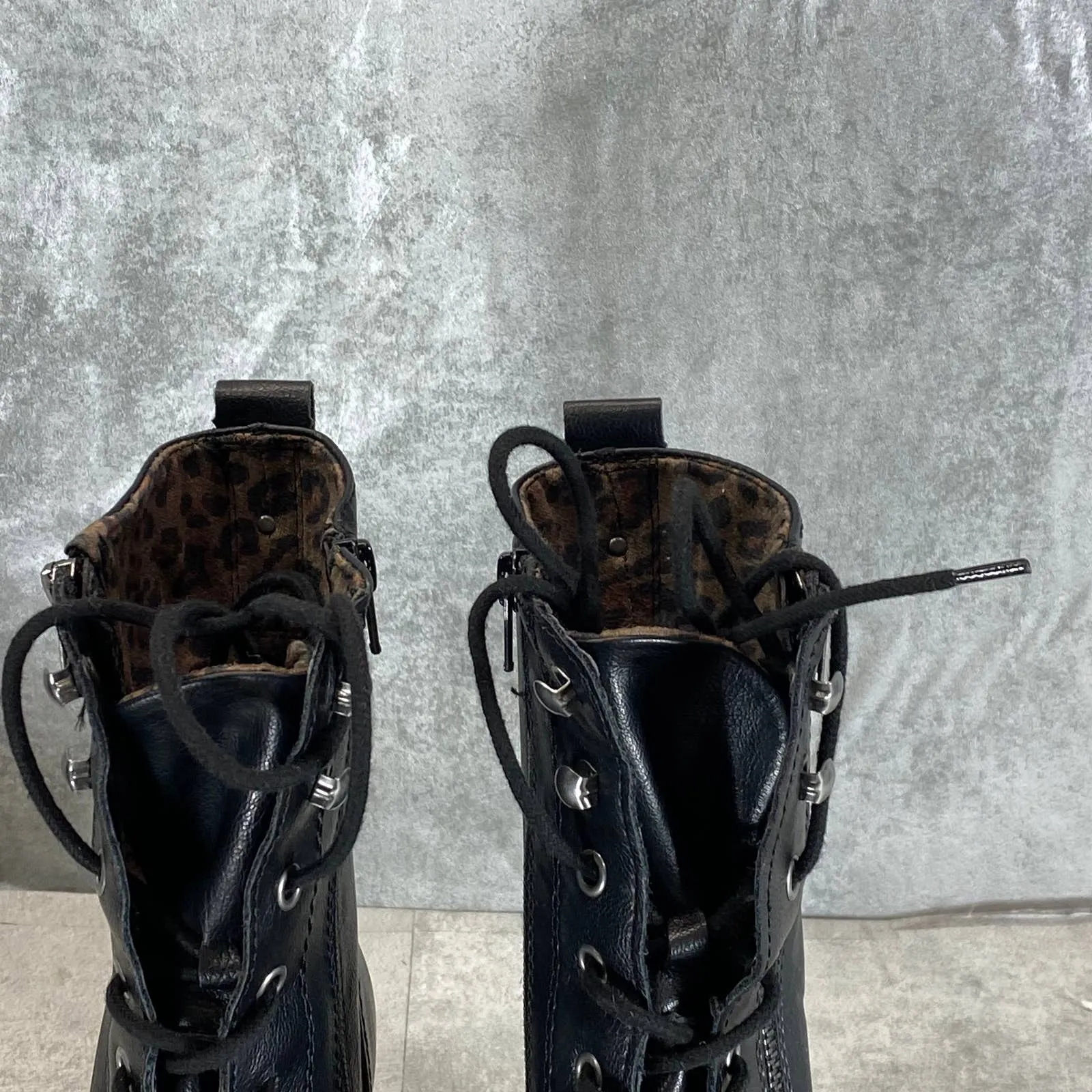 SUN STONE Women's Black Sloanie Block-Heel Lug Sole Side-Zip Hiker Boots SZ 8.5