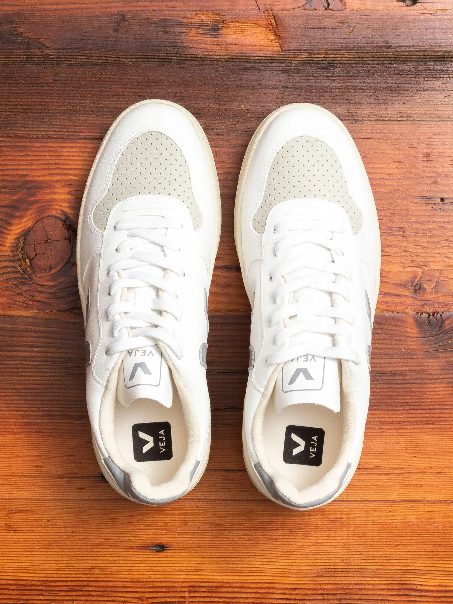 V-10 CWL Sneaker in White Oxford Grey