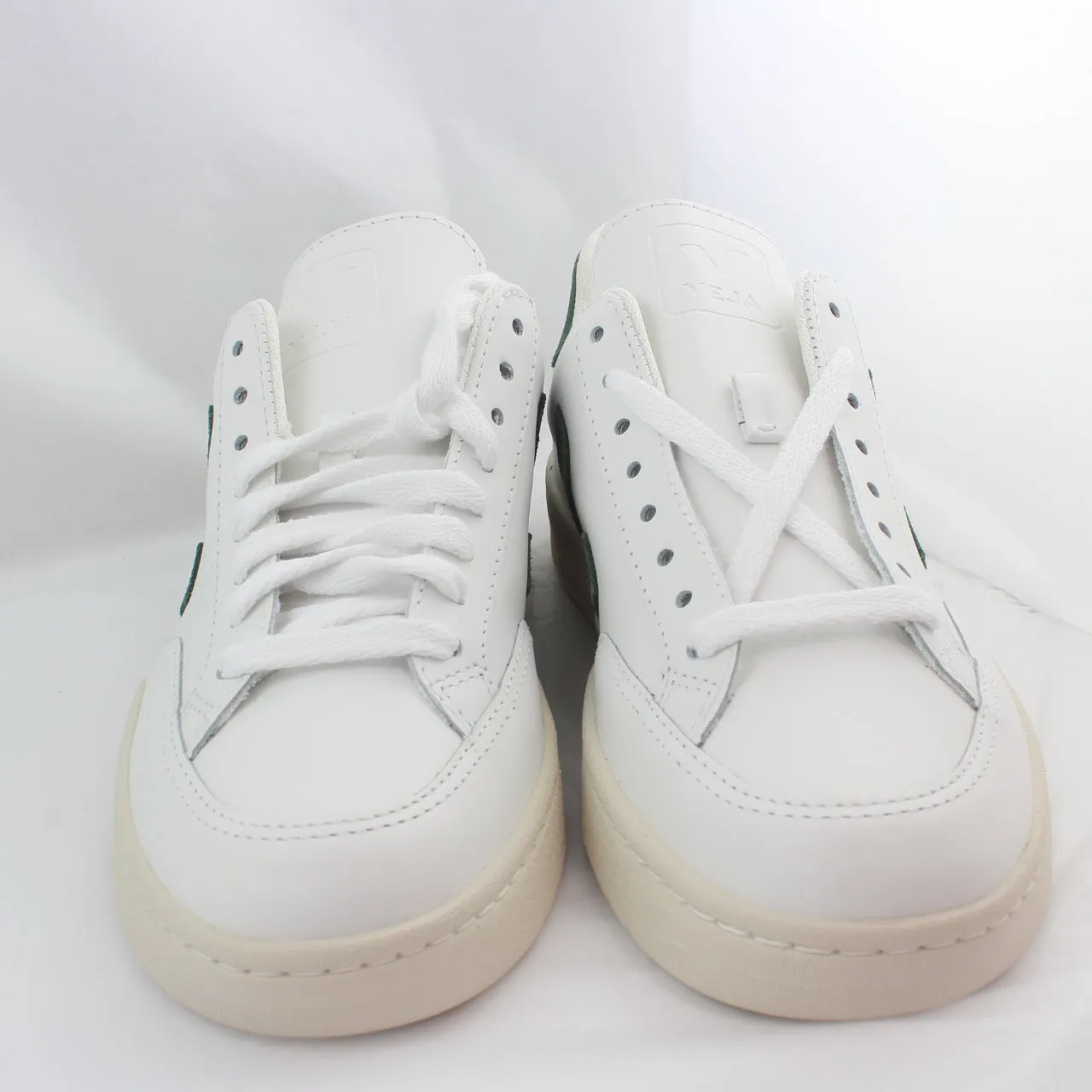 Veja V12 Extra White Cyprus F Trainers